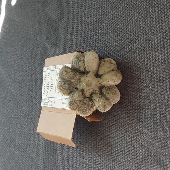 Shampoo bar - Picture 4 of 4